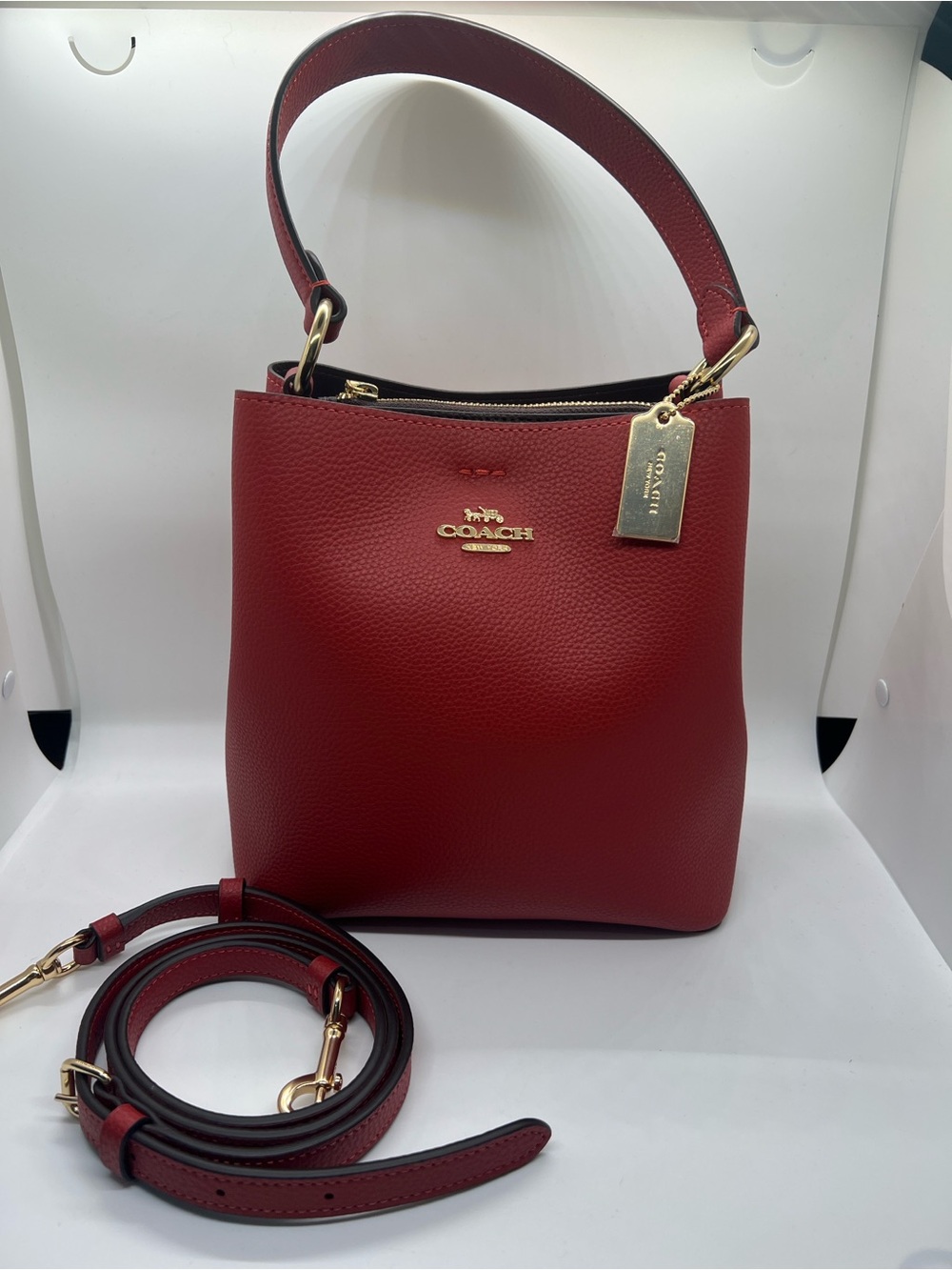 BRAND NEW Coach Small Leather Town Bucket Bag - RED - Gold Hardware And Logo